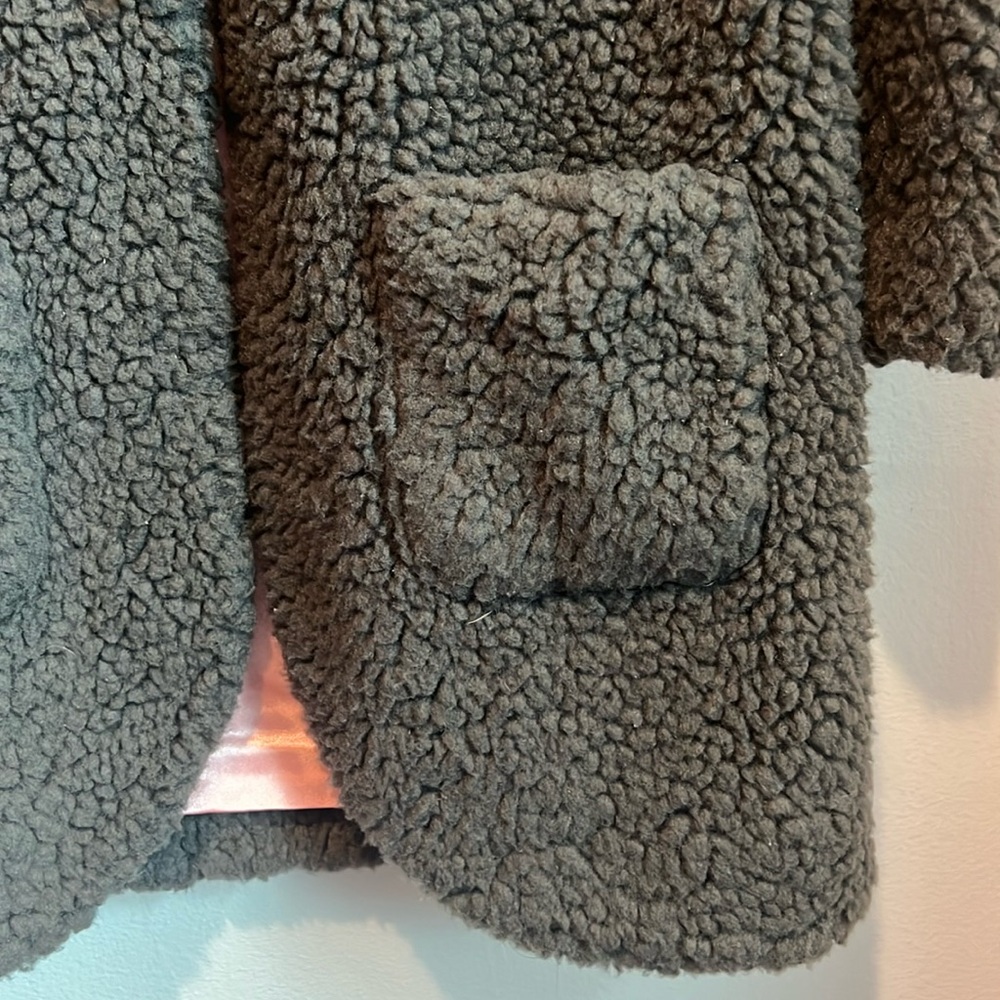 Hanna Andersson 120 cm size 6 girls button down fuzzy soft jacket dark grey - Picture 3 of 8